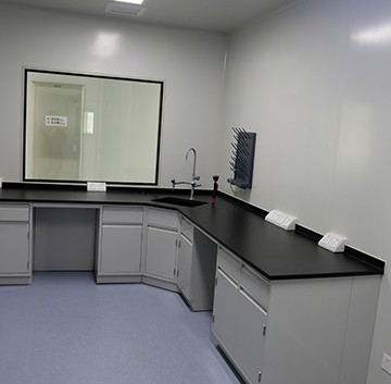 上海伊諾爾信息技術(shù)有限公司平方  裝修面積3300  潔凈室1800